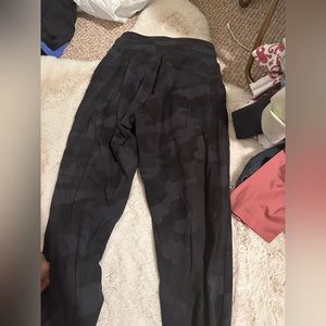 camo align lululemon joggers size 0